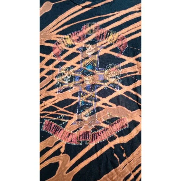 Divided Guns And Roses Women’s T Shirt Size Large Tie Dye Concert Tee - Picture 2 of 4